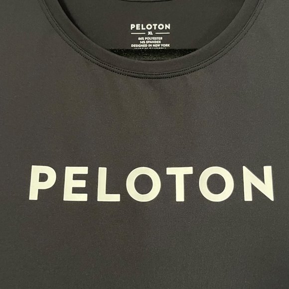 Peloton Black Lightweight Racer Back Tank Top Women's Extra Large - Picture 3 of 4